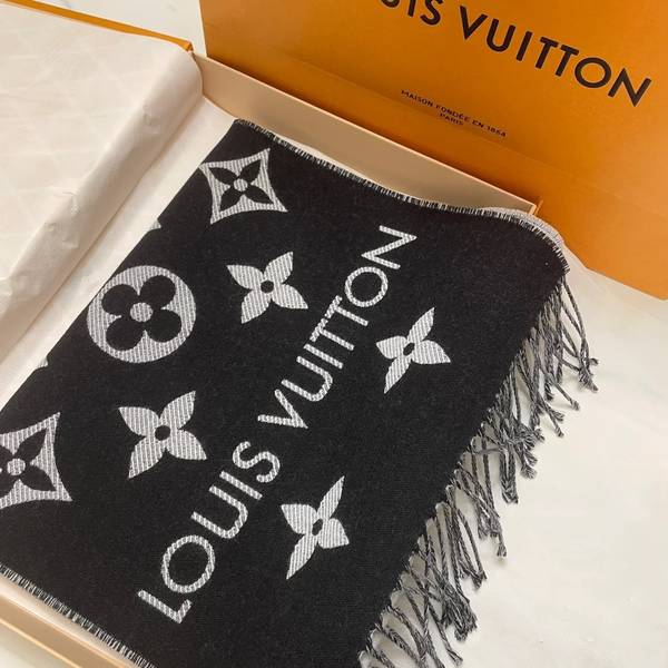 Louis Vuitton Scarf LVC00496